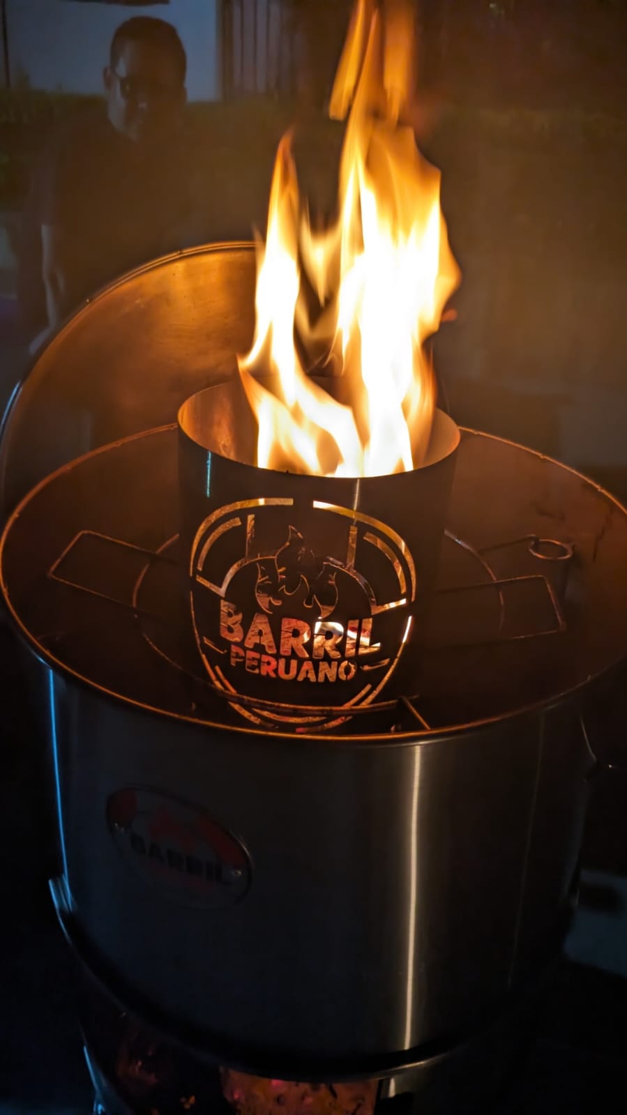 ASADOR BARRIL MEDIANO ACERO INOXIDABLE 304 - LA REVOLUCIÓN 3 EN 1
