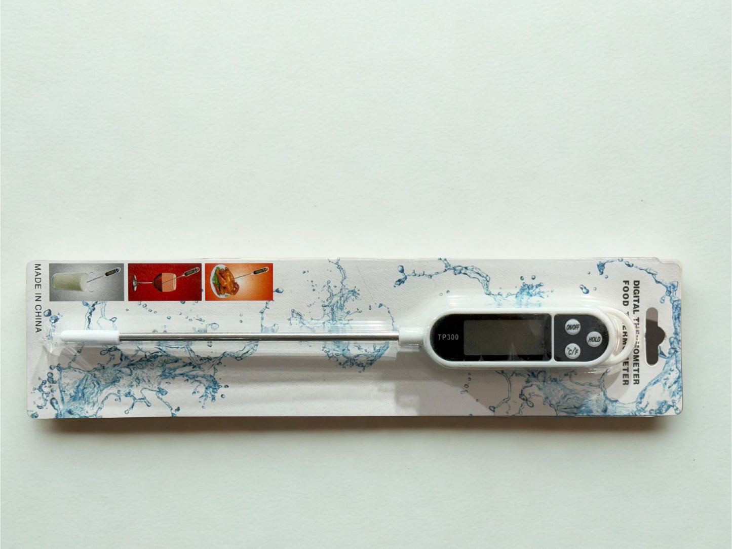 Controla la temperatura interna de tus carnes con precisión. Ideal para asados, parrillas, ahumadores y cocina profesional. Pantalla digital de lectura rápida.